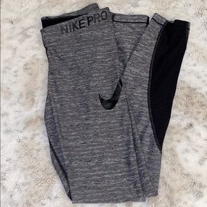 Women’s Nike Pro Leggings